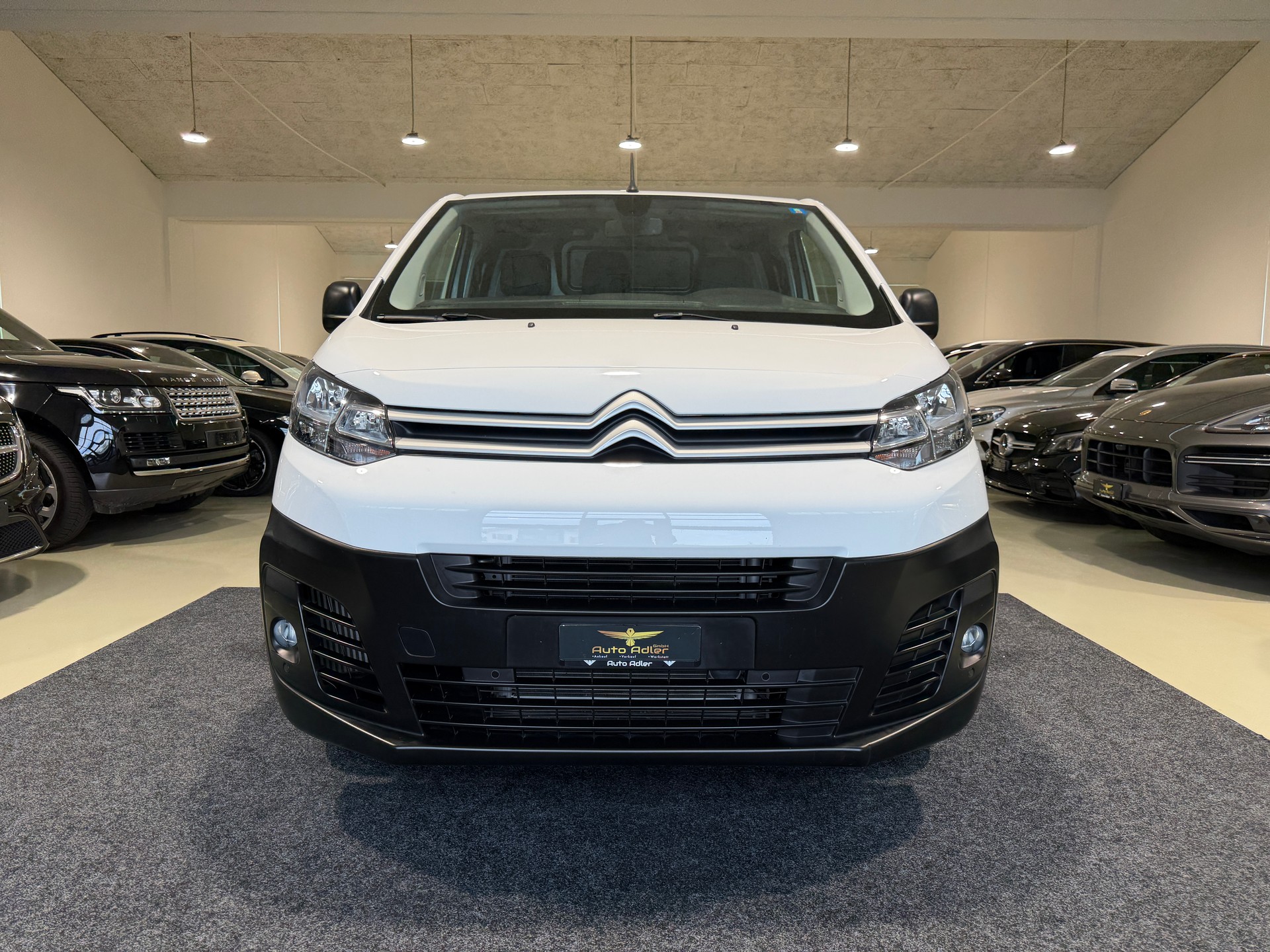 CITROEN Jumpy 2.0 BlueHDi 120 s/s XS Club EAT8-image-0