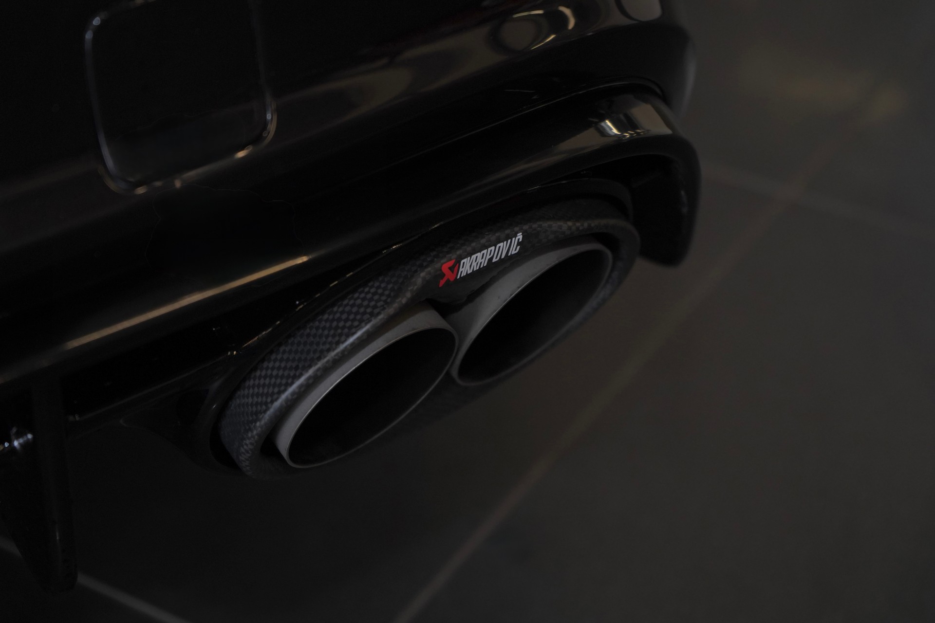 AUDI RS6 Avant 4.0 TFSI V8 performance quattro *Akrapovic Auspuffblenden, Spurassistent, Garantie 12Monate oder 20'000km, Bose*-image-14