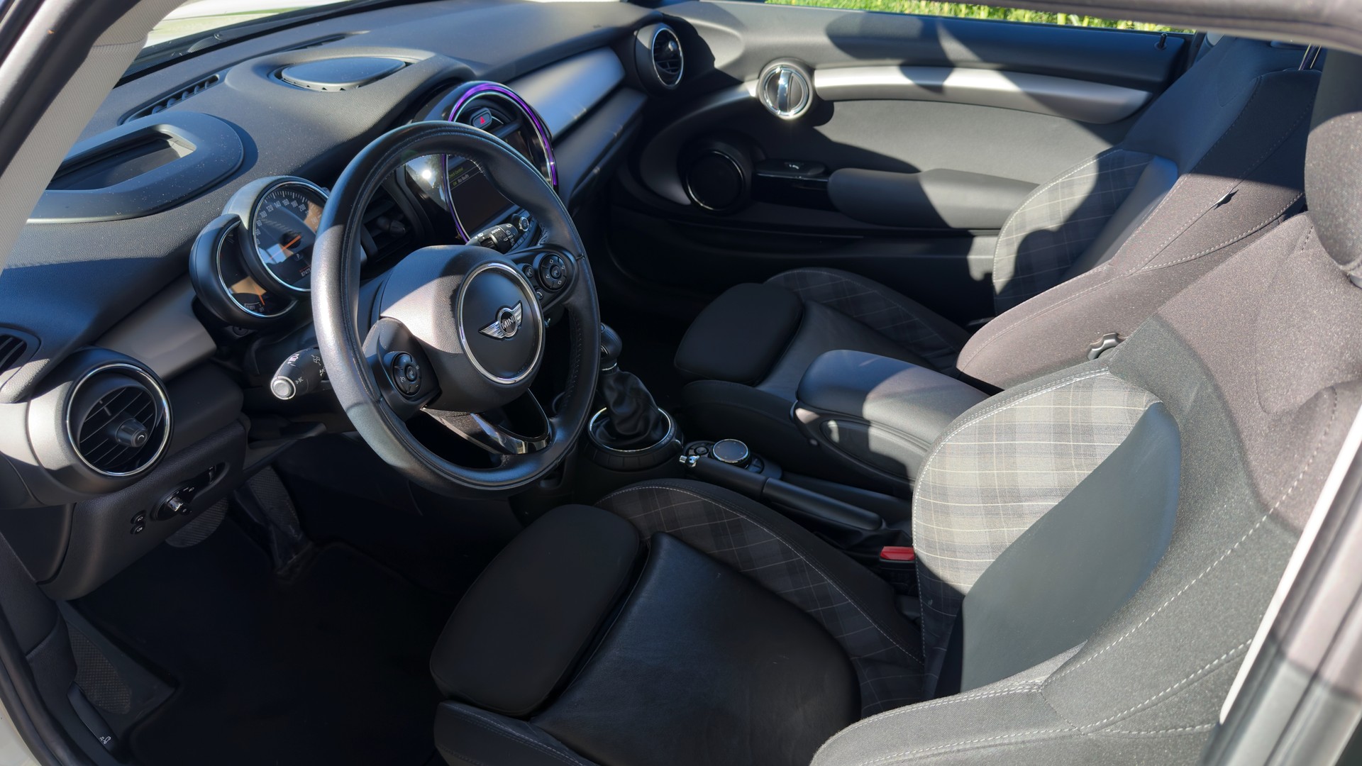 MINI 1.5i Cooper-image-4