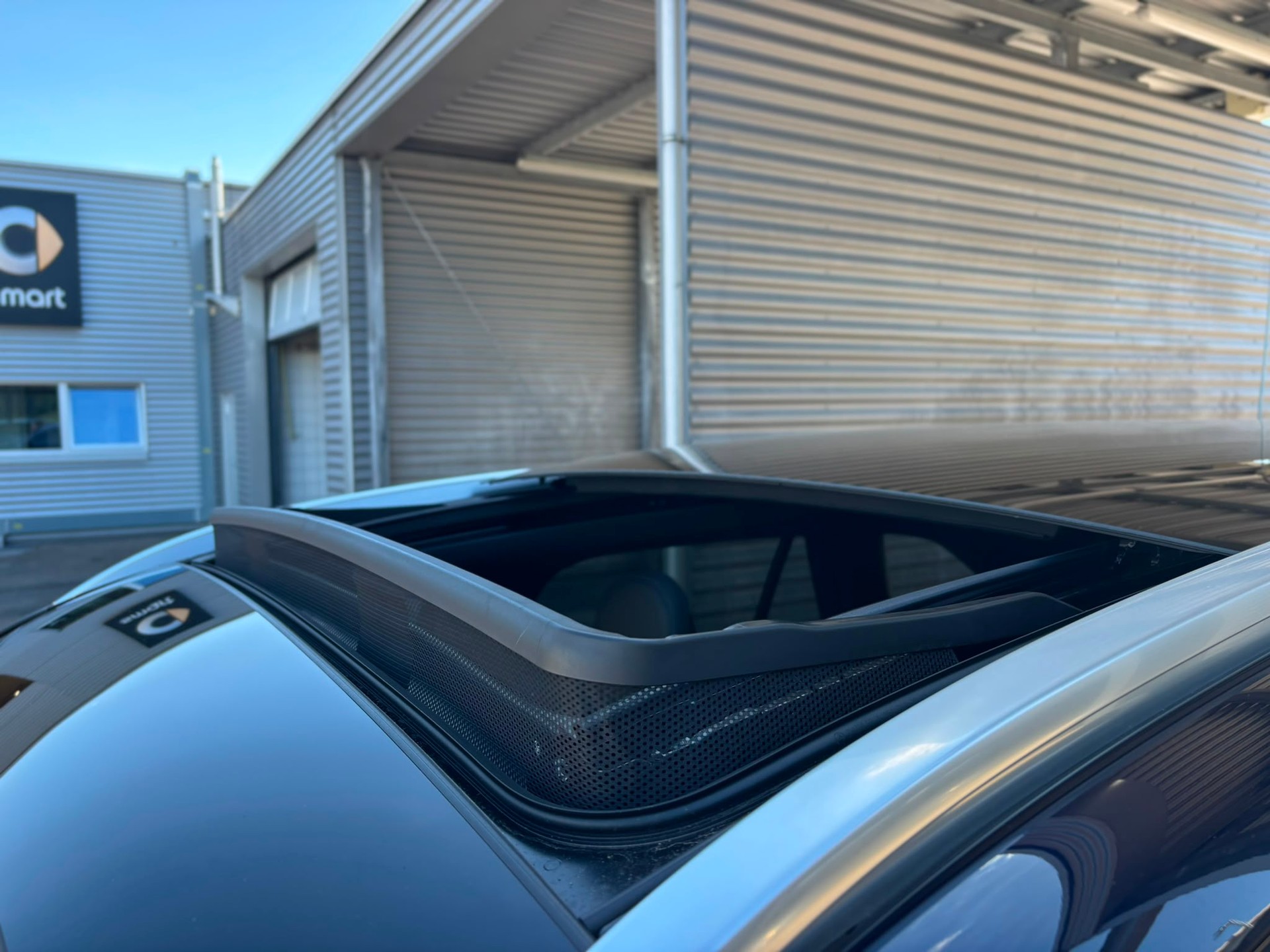 MERCEDES-BENZ GLC 300 de AMG-Line 4Matic-image-13