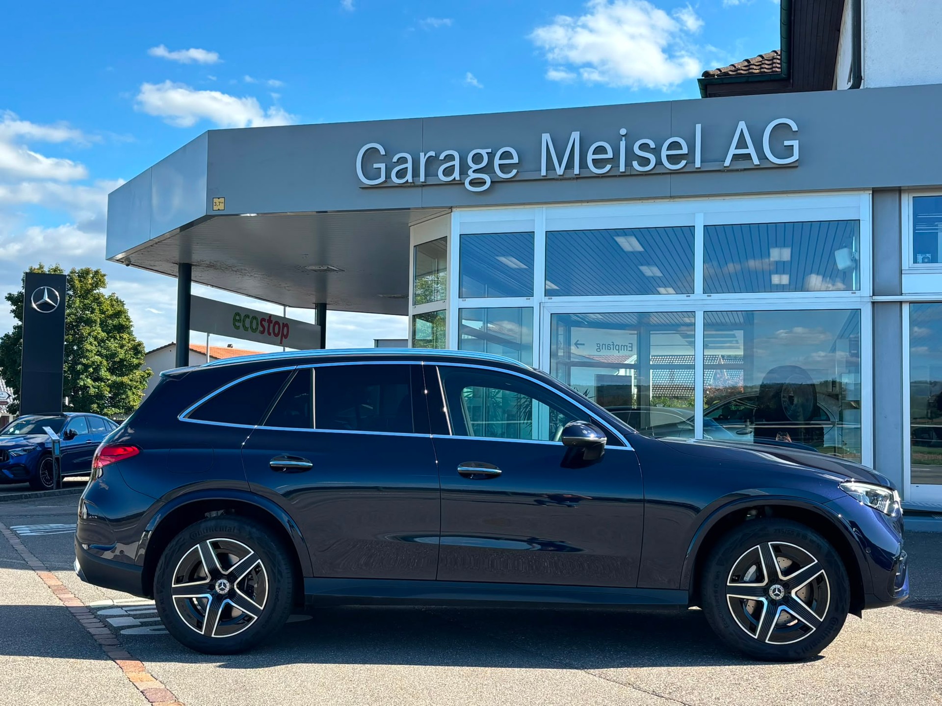 MERCEDES-BENZ GLC 300 de AMG-Line 4Matic-image-4