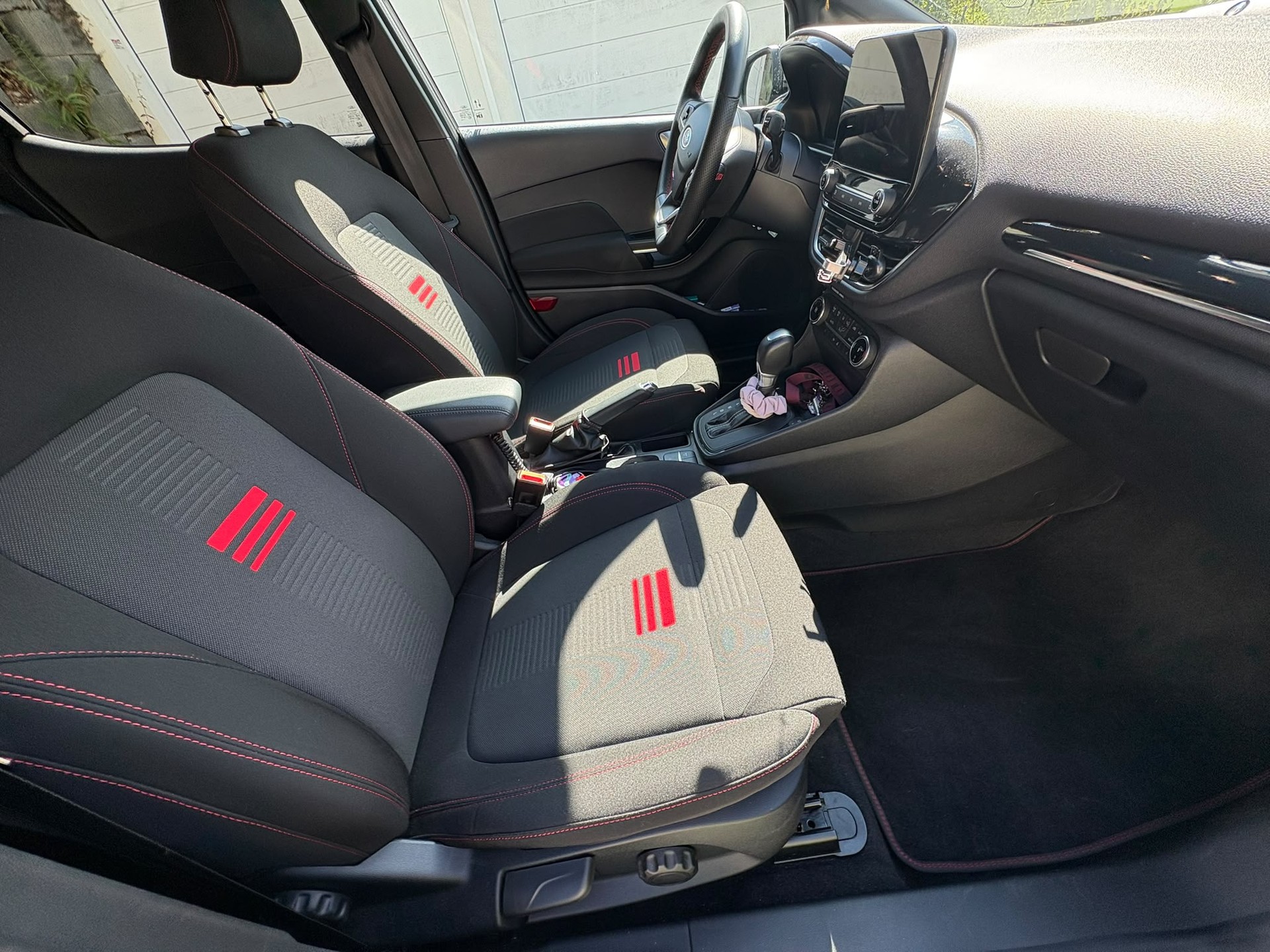 FORD 1.0 EcoB Hybrid ST-Line-image-4