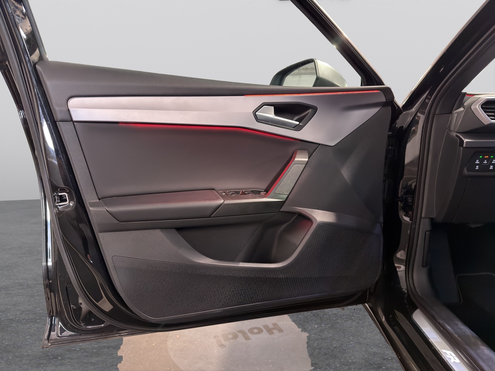 SEAT Leon 1.5 eTSI mHEV DSG FR-image-20