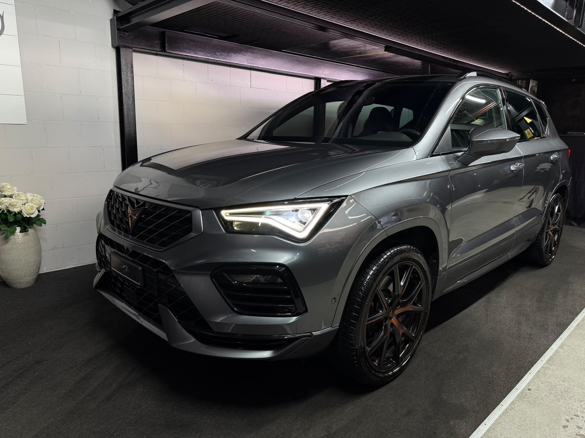 CUPRA Ateca 2.0TSI 4Drive DSG | CH- Auto | WERKSGARANTIE |-image-0