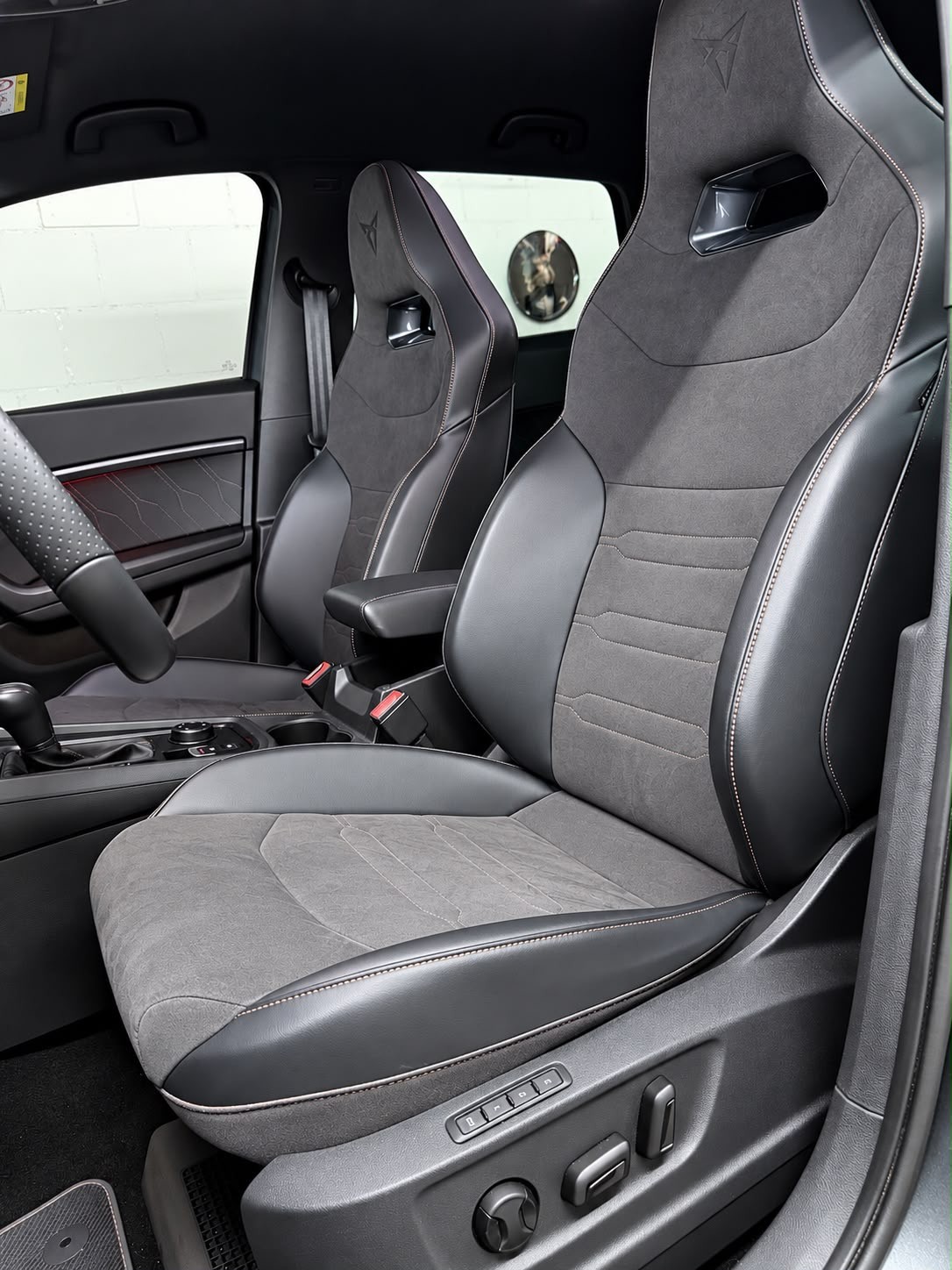 CUPRA Ateca 2.0TSI 4Drive DSG | CH- Auto | WERKSGARANTIE |-image-12