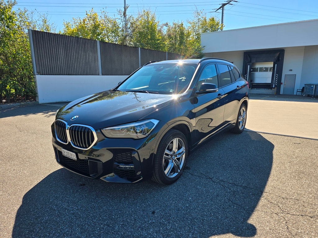 BMW X1 20i xDrive SAG-image-0