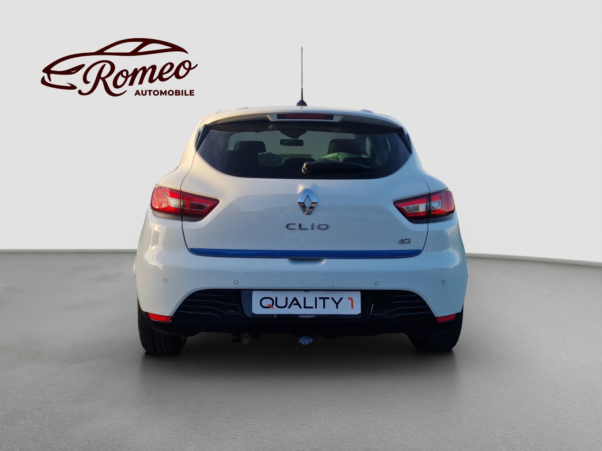 RENAULT Clio 1.5 dCi Dynamique ** Frisch ab MFK ** Zahnriemen & WP neu ** Panoramadach ** Anhängerkupplung ** Keyless **-image-3
