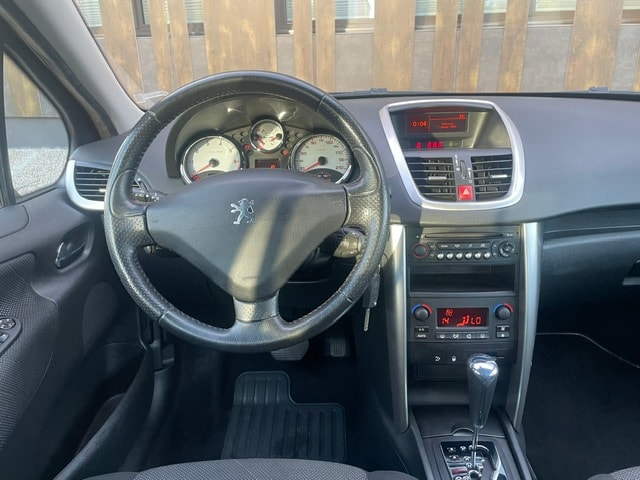 PEUGEOT 207 1.6 16V Sport Automatic-image-17
