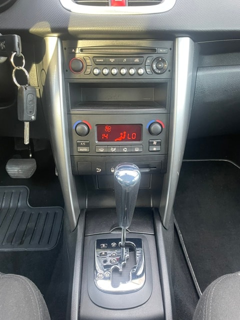 PEUGEOT 207 1.6 16V Sport Automatic-image-19