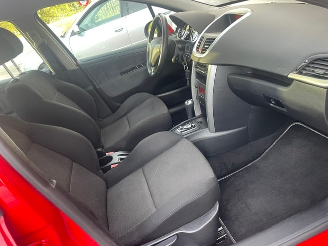 PEUGEOT 207 1.6 16V Sport Automatic-image-24