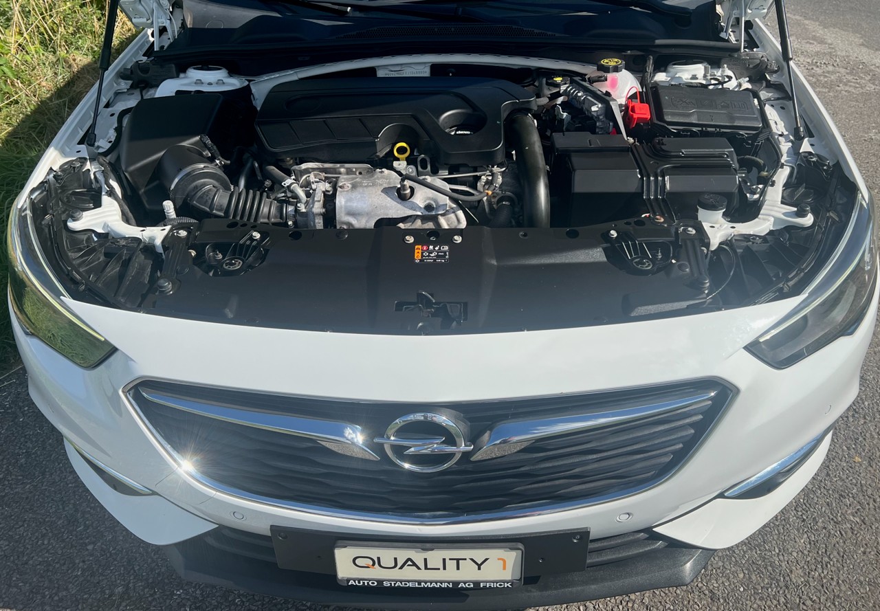 OPEL Insignia 1.6 CDTI Sports Tourer Excellence Automatic-image-13