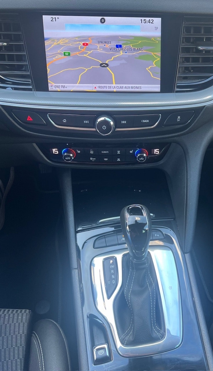 OPEL Insignia 1.6 CDTI Sports Tourer Excellence Automatic-image-11
