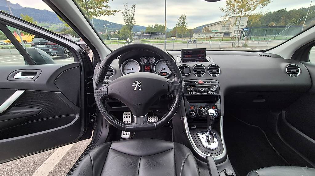PEUGEOT 308 SW 2.0 HDI Business Automatic-image-1