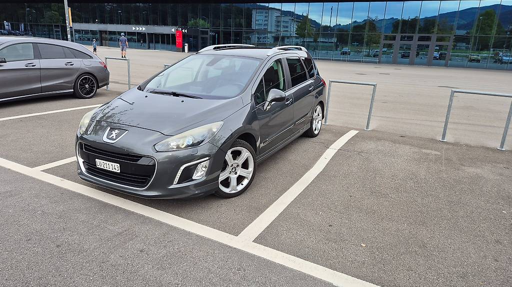 PEUGEOT 308 SW 2.0 HDI Business Automatic-image-0