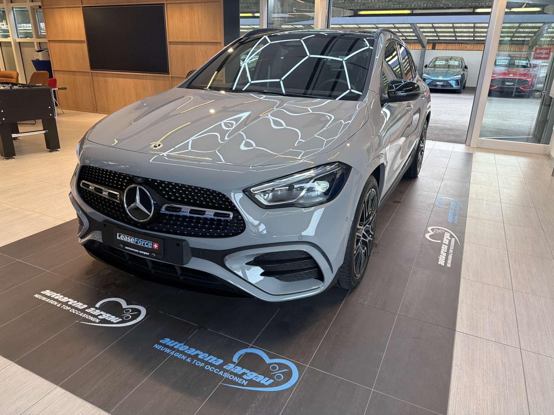 MERCEDES-BENZ GLA 250 4Matic AMG Line Advances Plus DCT-Automat
