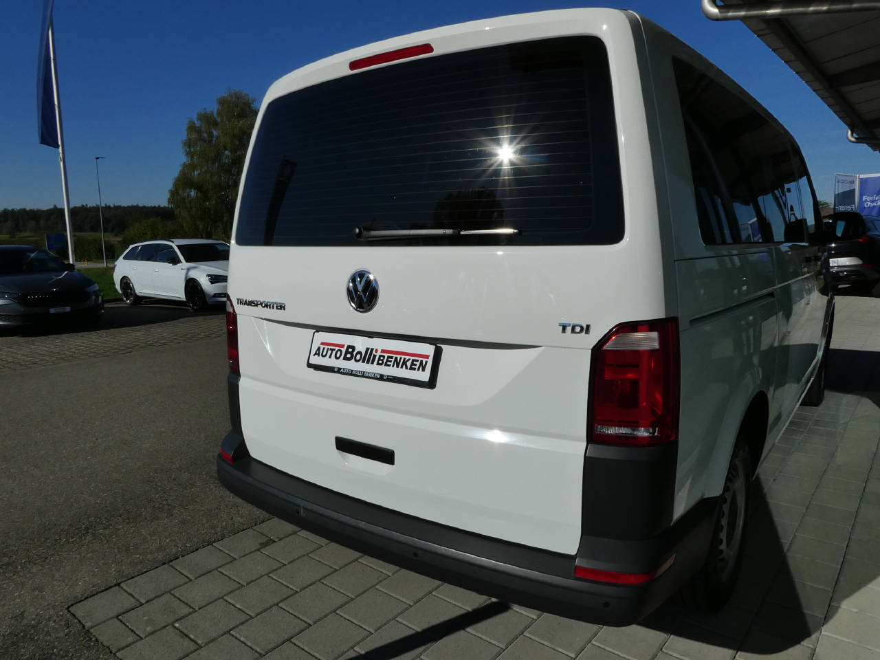 VW T6 Kombi 3000 2.0 TDI 102 Entry-image-4