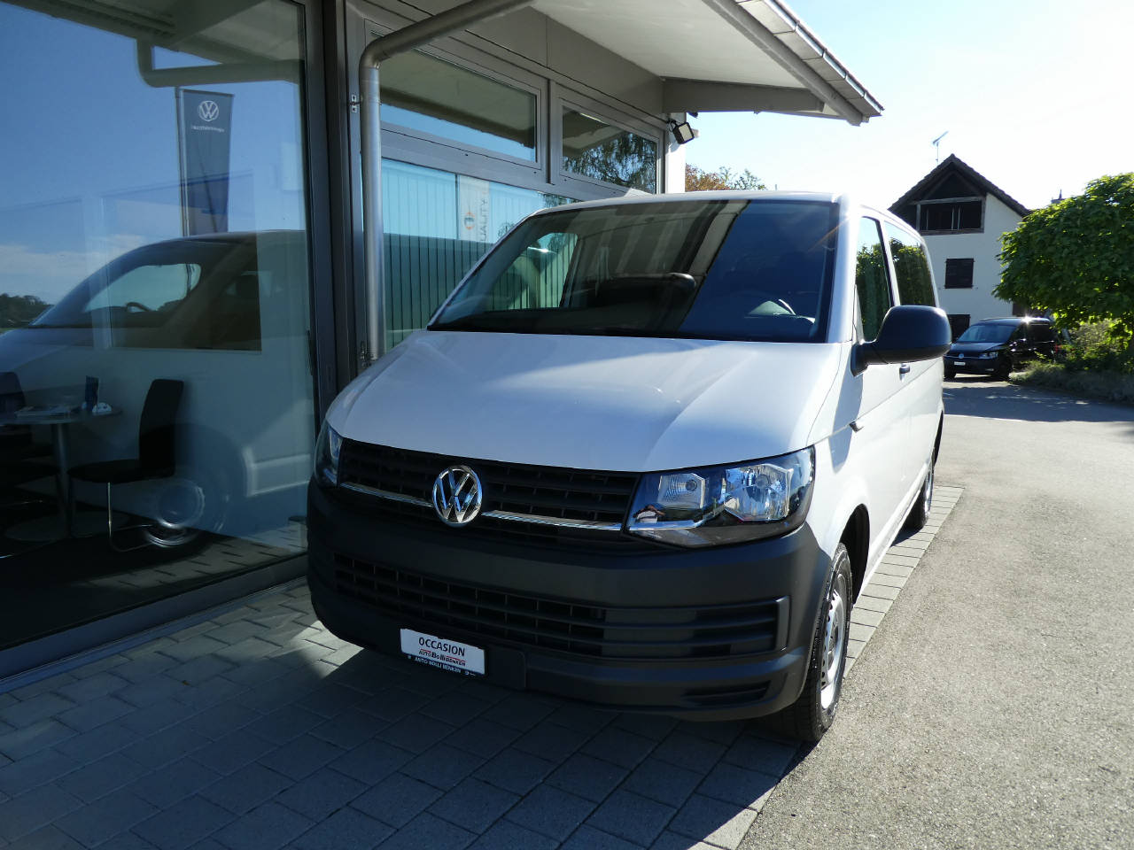 VW T6 Kombi 3000 2.0 TDI 102 Entry-image-2