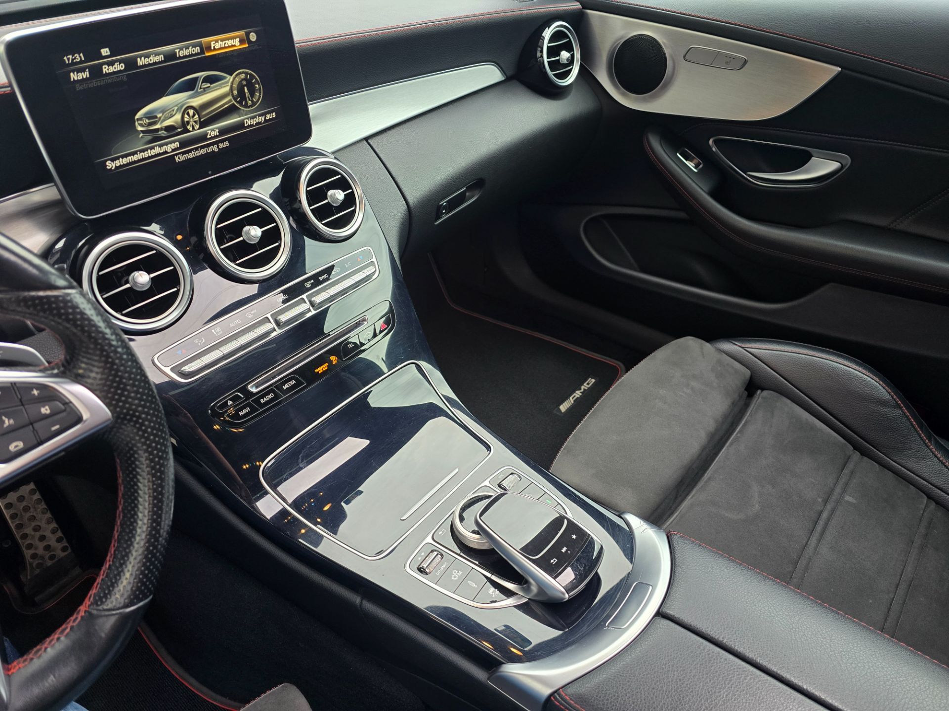 MERCEDES-BENZ C 43 AMG 4Matic 9G-tronic-image-10