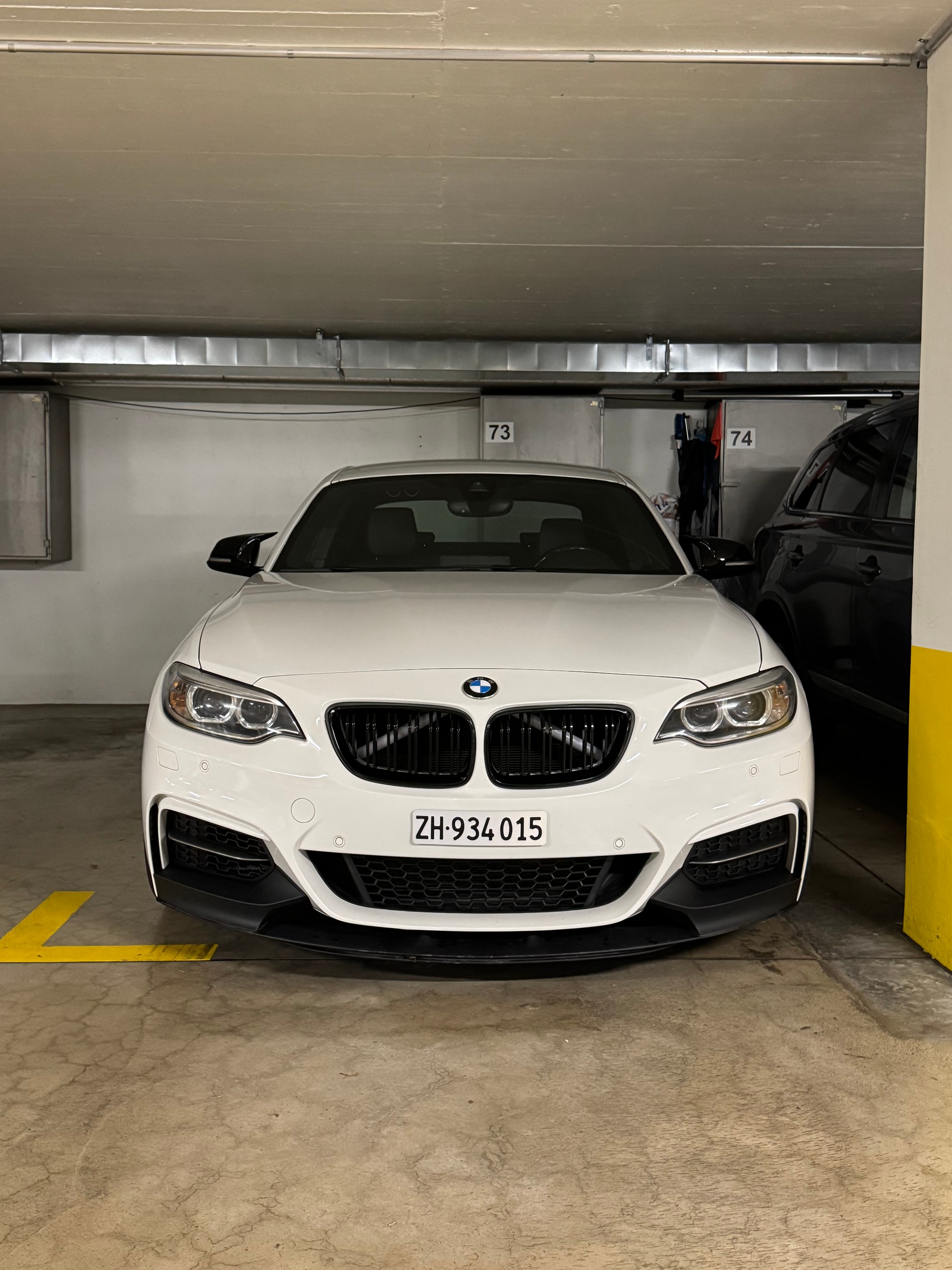 BMW M240i xDrive-image-5