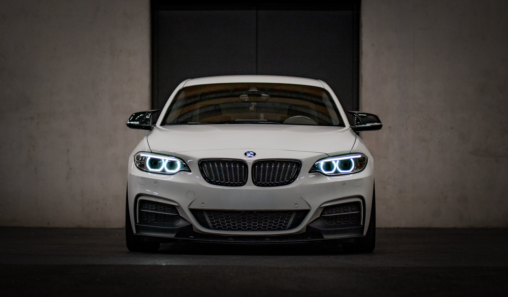 BMW M240i xDrive-image-1