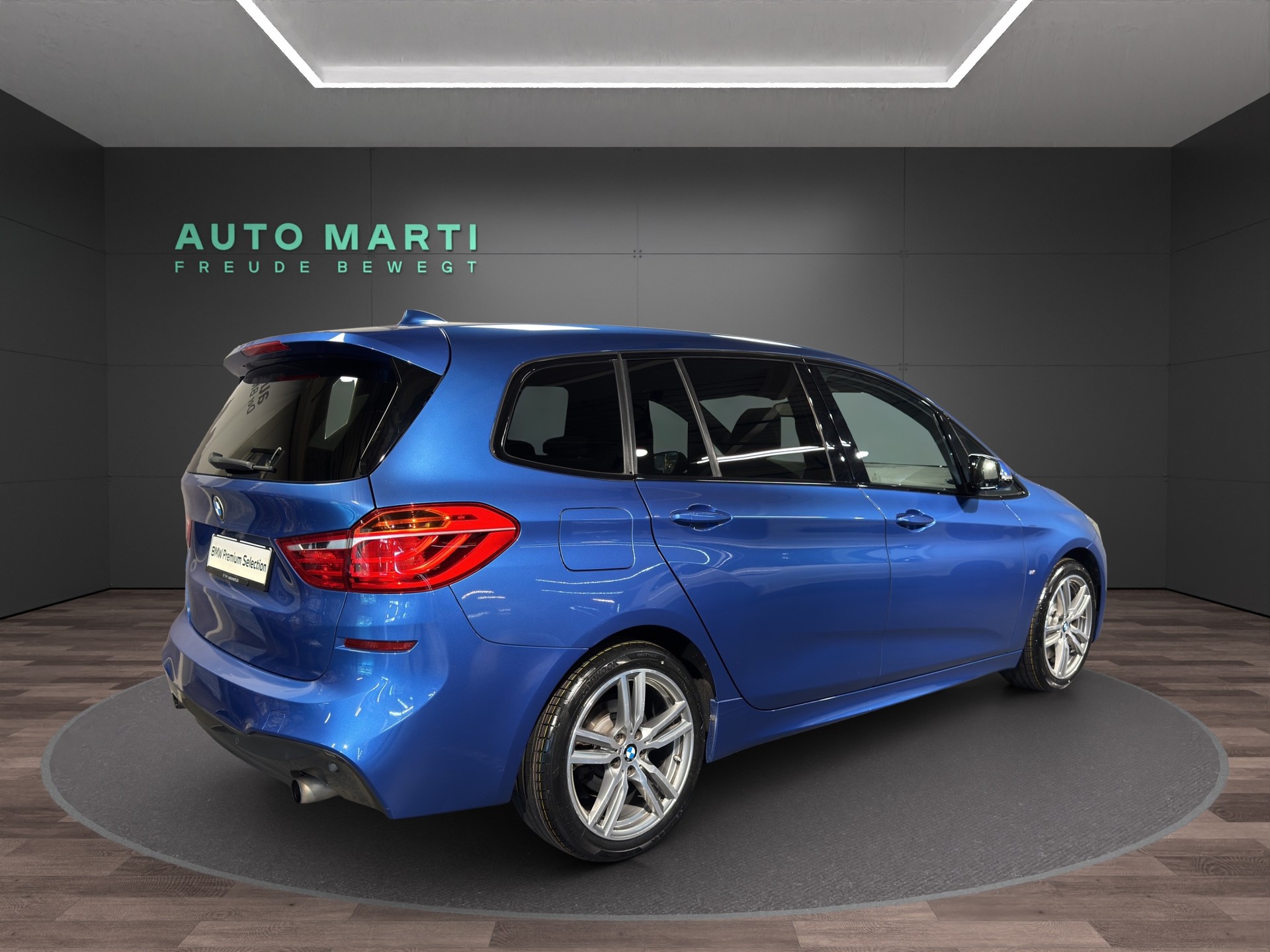 BMW 220i Gran Tourer F46-image-3