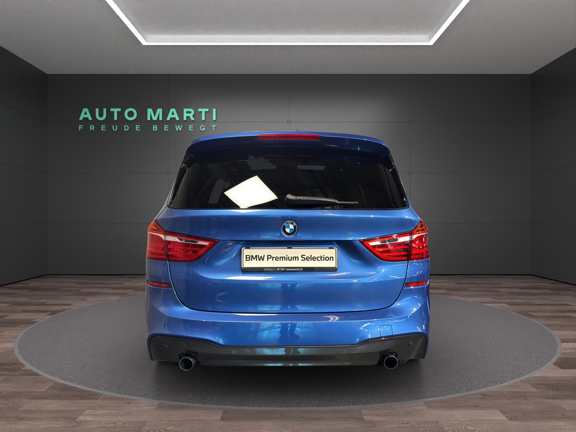 BMW 220i Gran Tourer F46-image-2