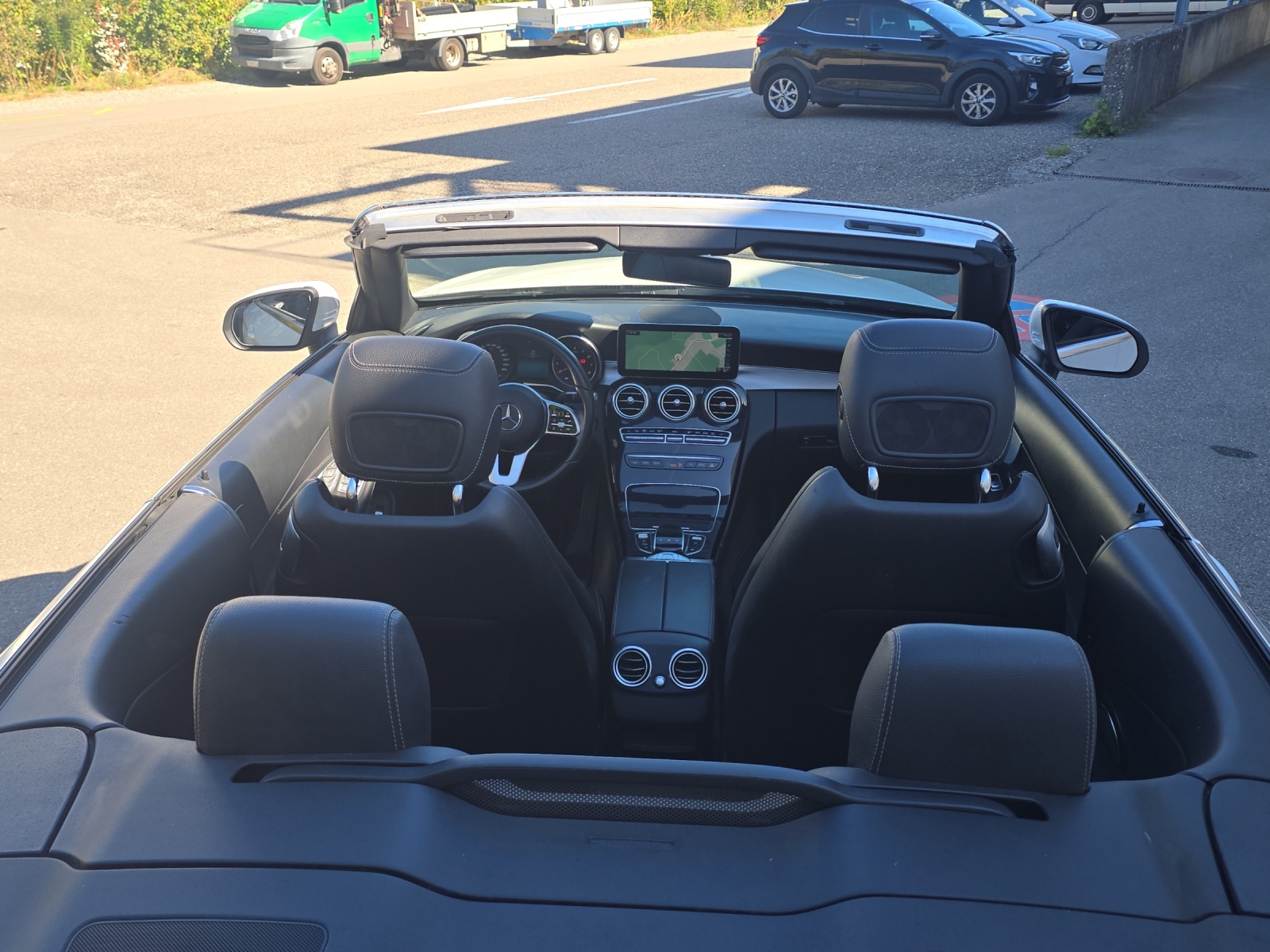 MERCEDES-BENZ C 180 Cabriolet-image-10
