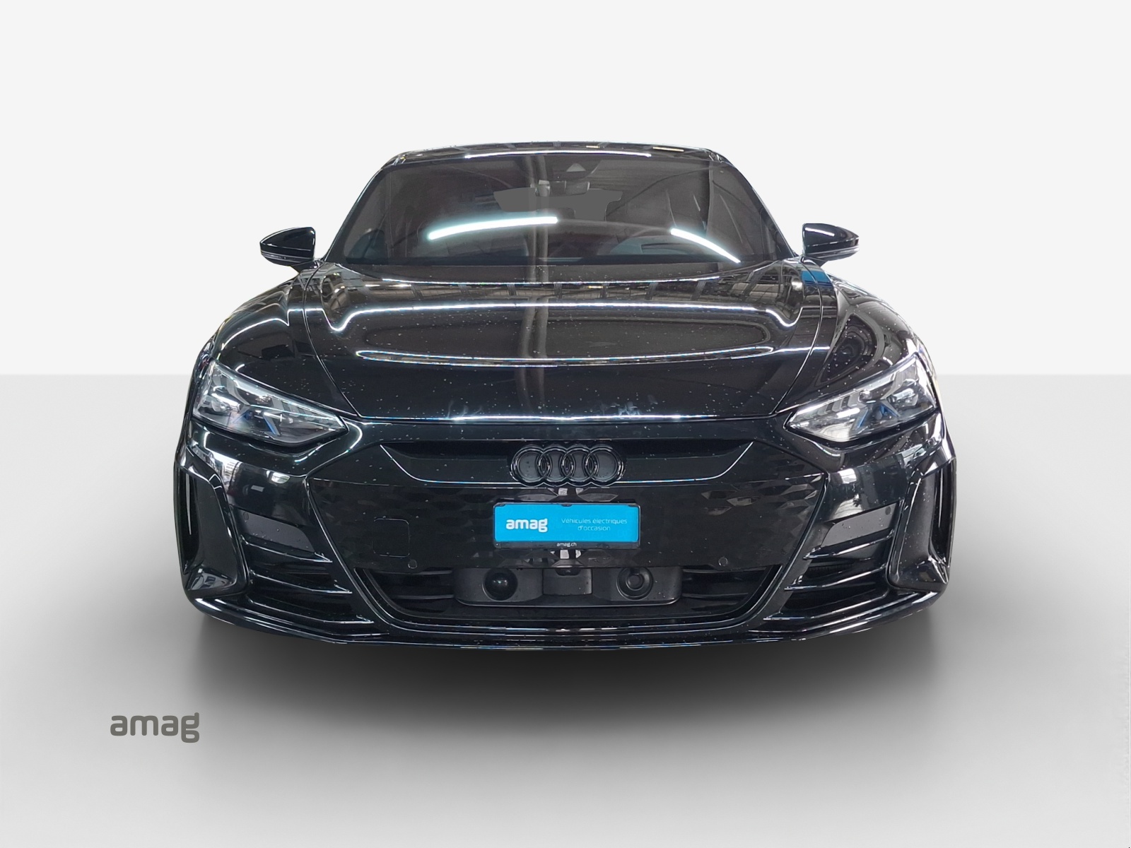 AUDI e-tron GT quattro-image-6