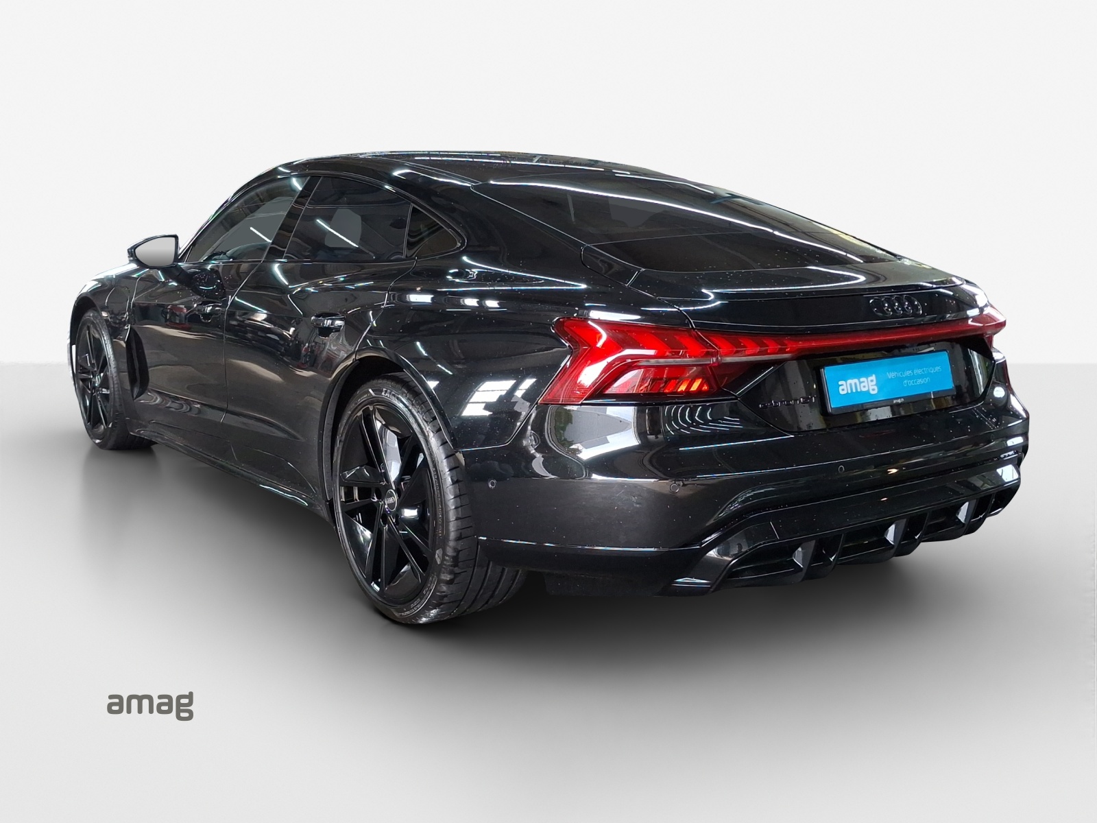 AUDI e-tron GT quattro-image-2