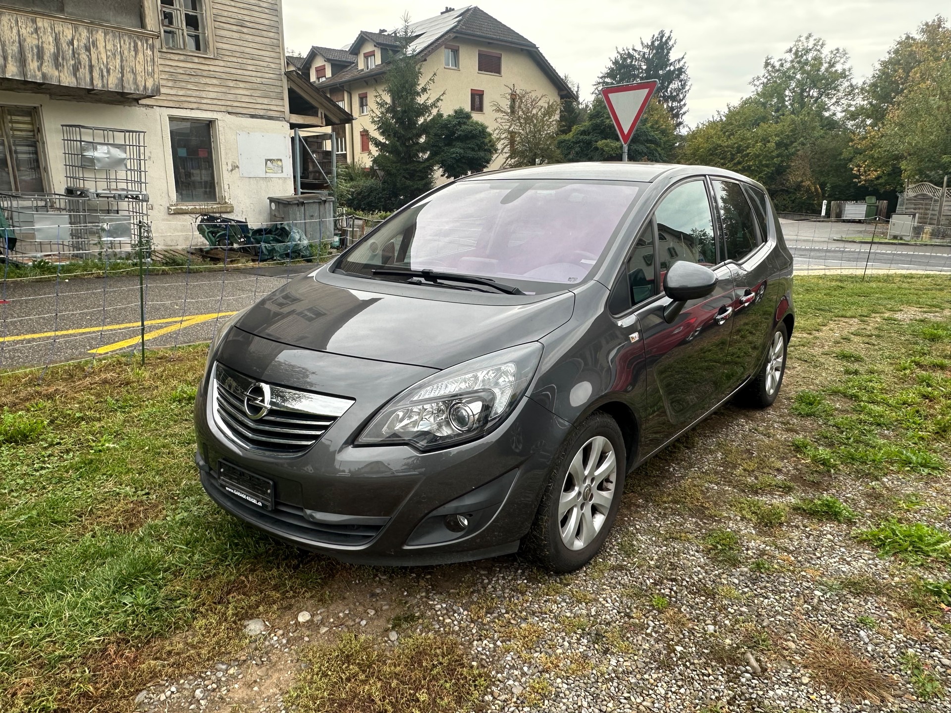 OPEL Meriva 1.4 Turbo Anniversary Edition-image-0