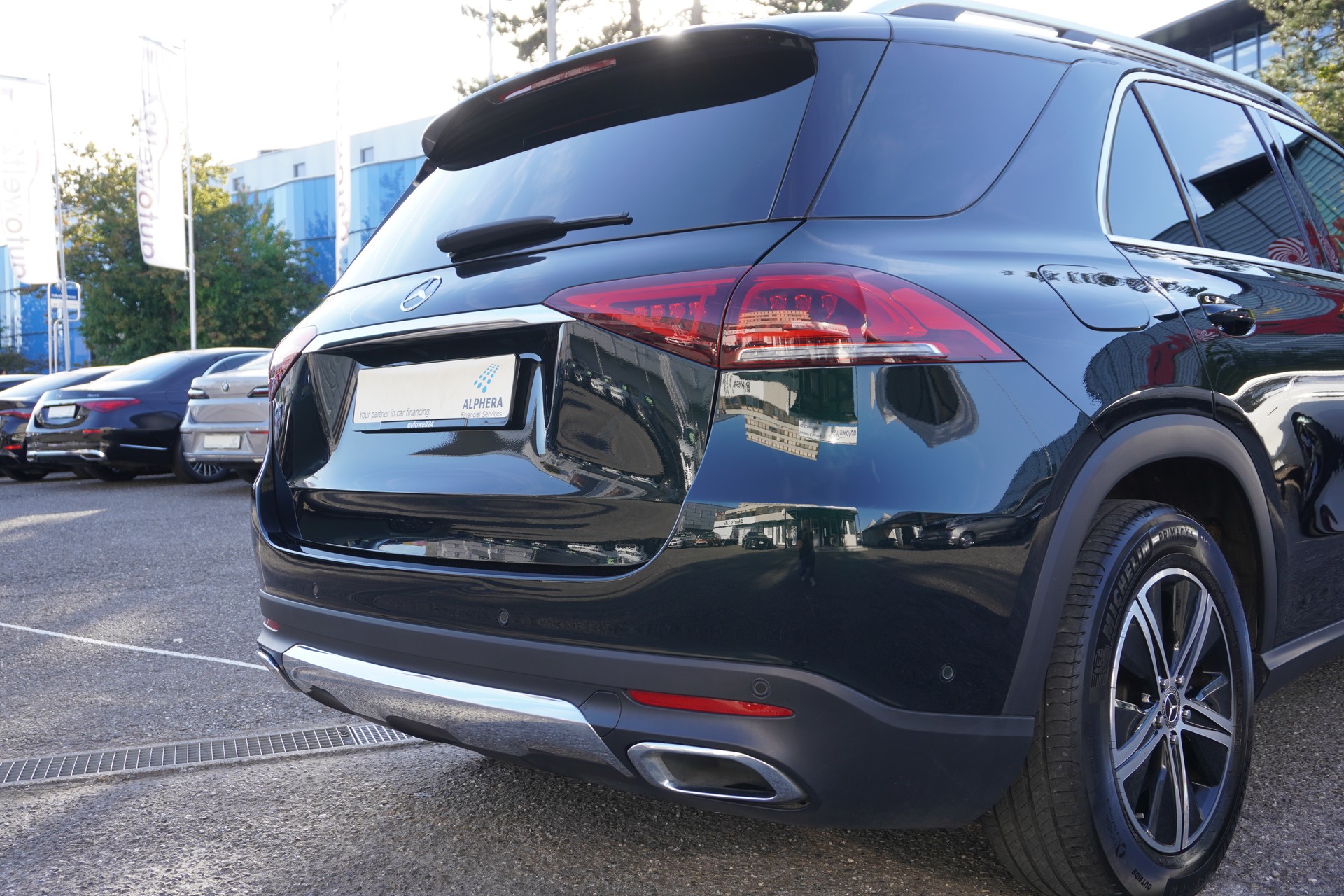 MERCEDES-BENZ GLE 300 d 4Matic 9G-Tronic-image-40