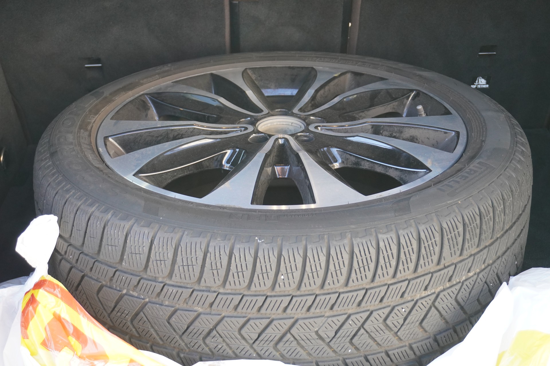 MERCEDES-BENZ GLE 300 d 4Matic 9G-Tronic-image-9