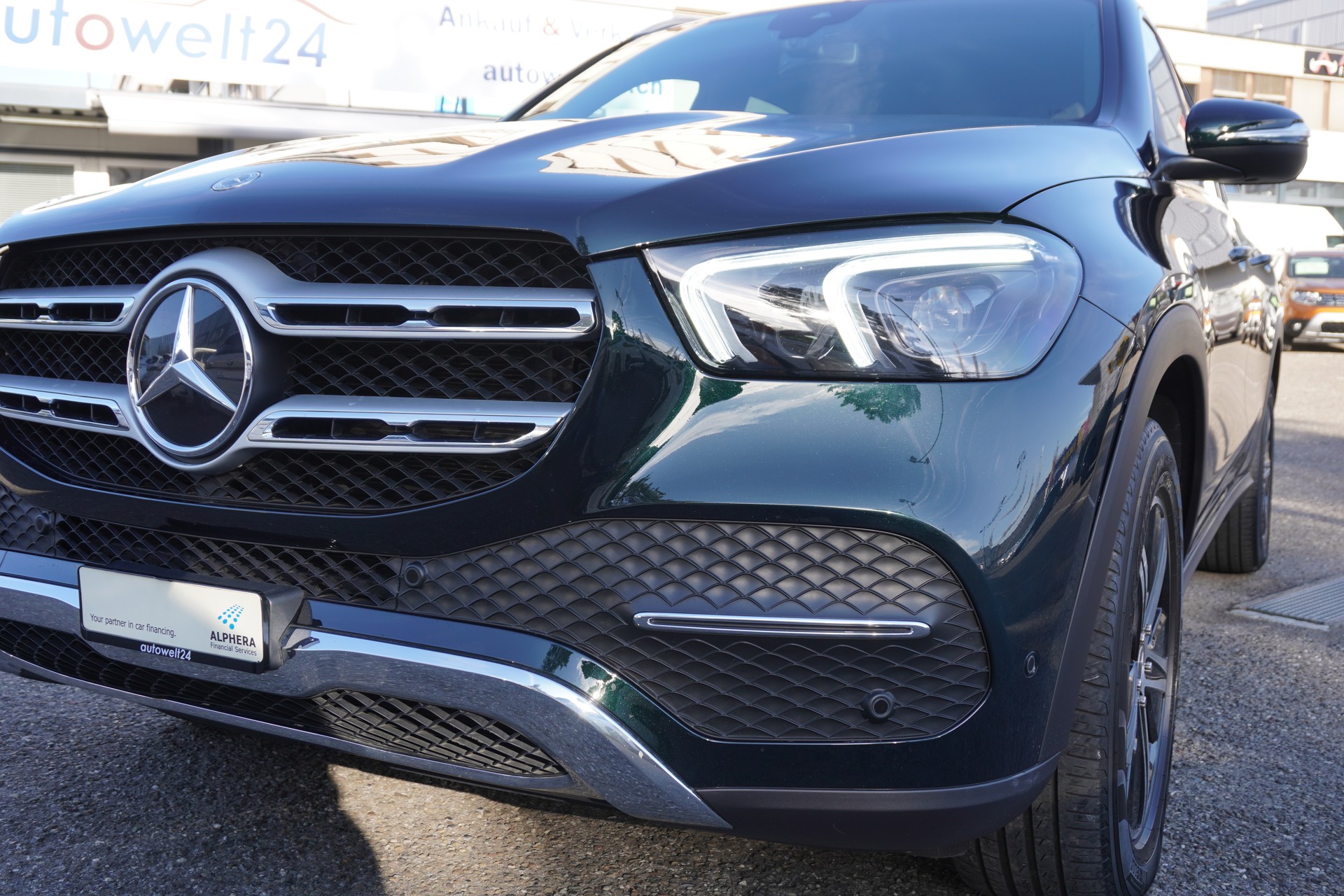 MERCEDES-BENZ GLE 300 d 4Matic 9G-Tronic-image-39