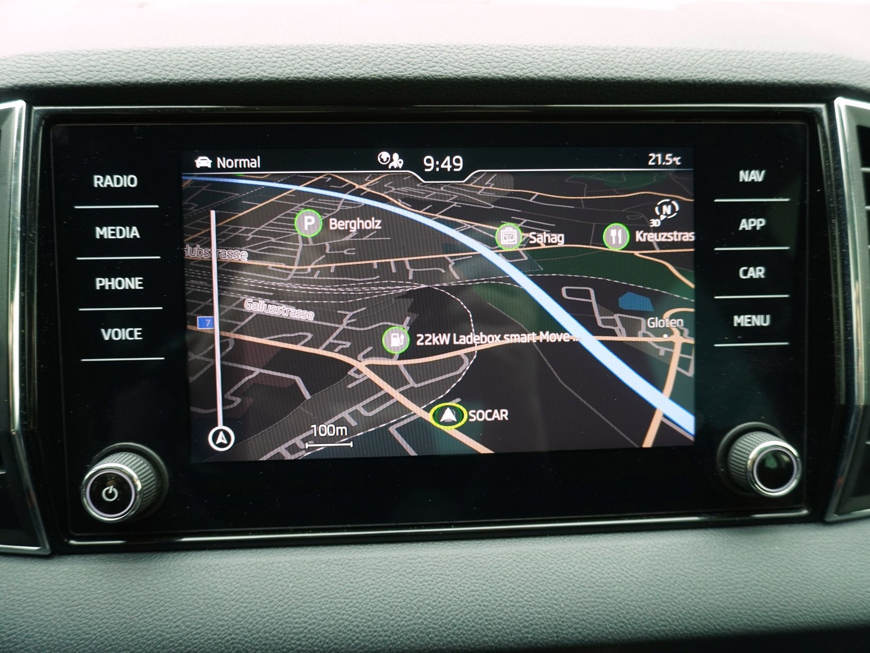 SKODA Karoq 1.5 TSI DSG Style-image-18