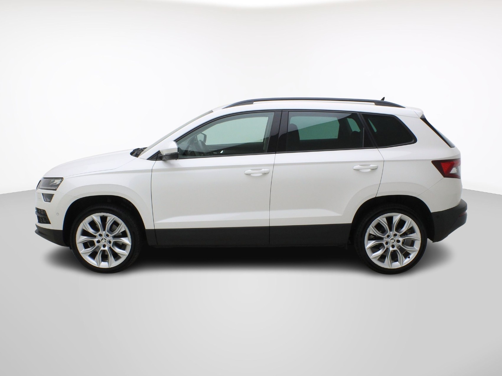 SKODA Karoq 1.5 TSI DSG Style-image-2