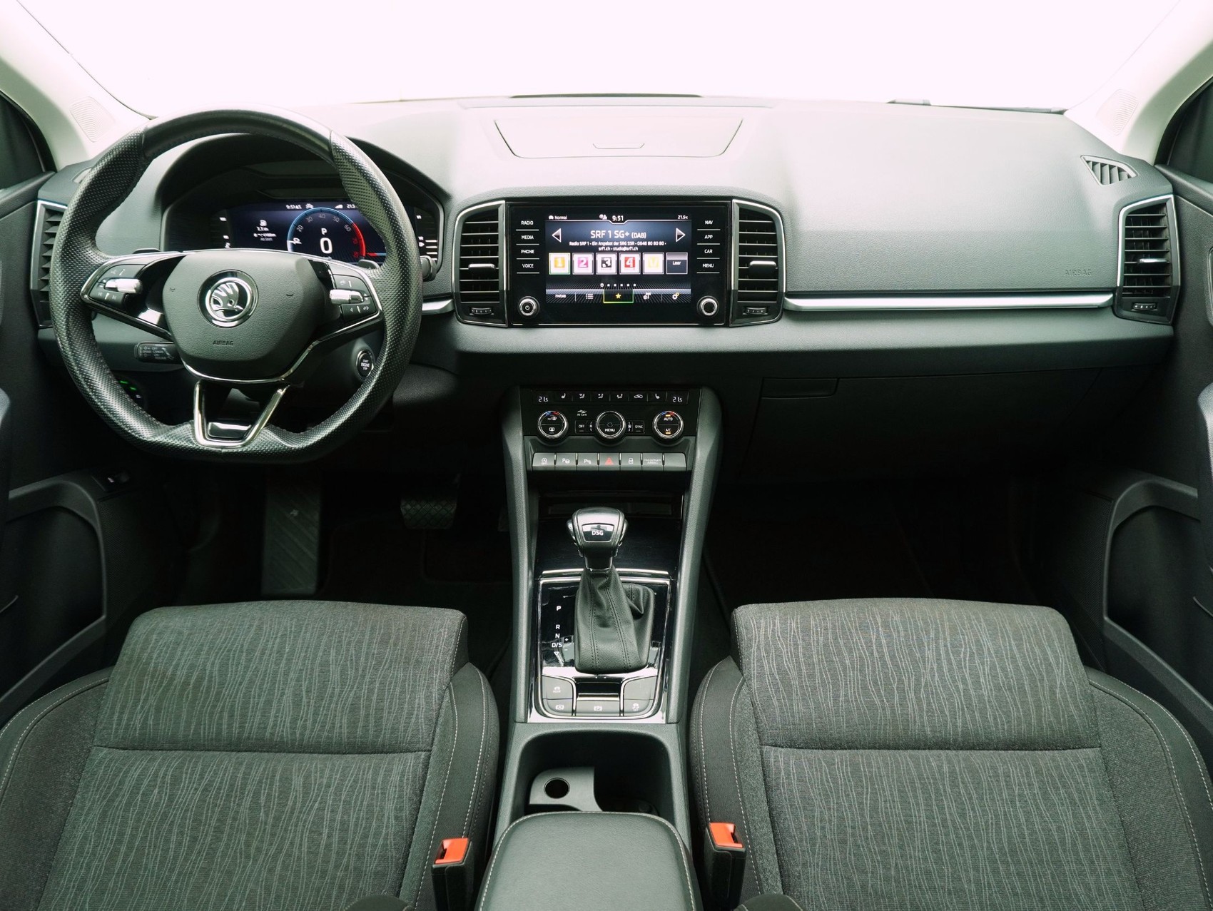 SKODA Karoq 1.5 TSI DSG Style-image-12