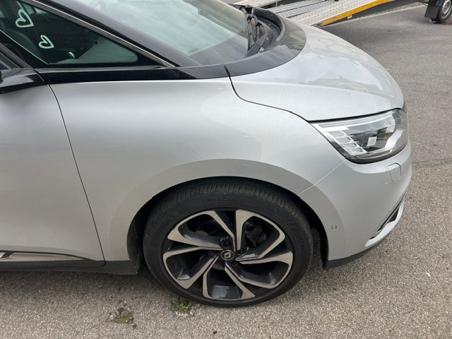 RENAULT Grand Scénic 1.3 16V Turbo Initiale Paris EDC-image-4