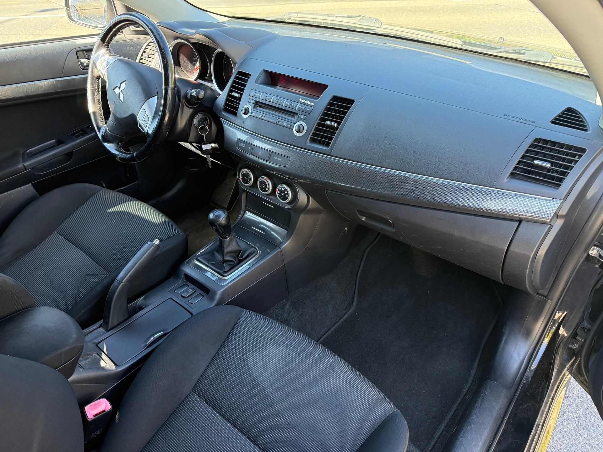 MITSUBISHI Lancer Sportback 1.8 Invite-image-7