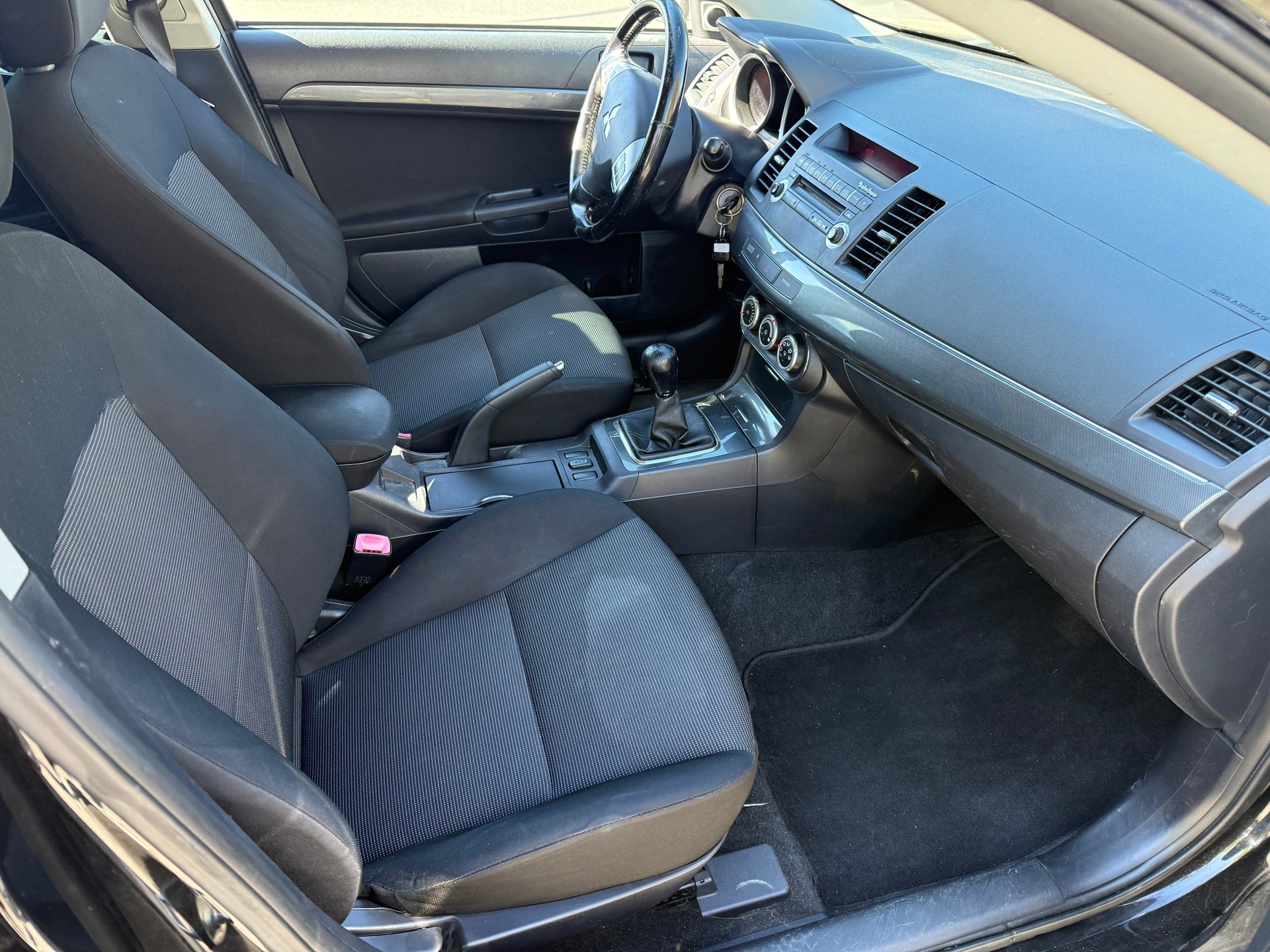 MITSUBISHI Lancer Sportback 1.8 Invite-image-6