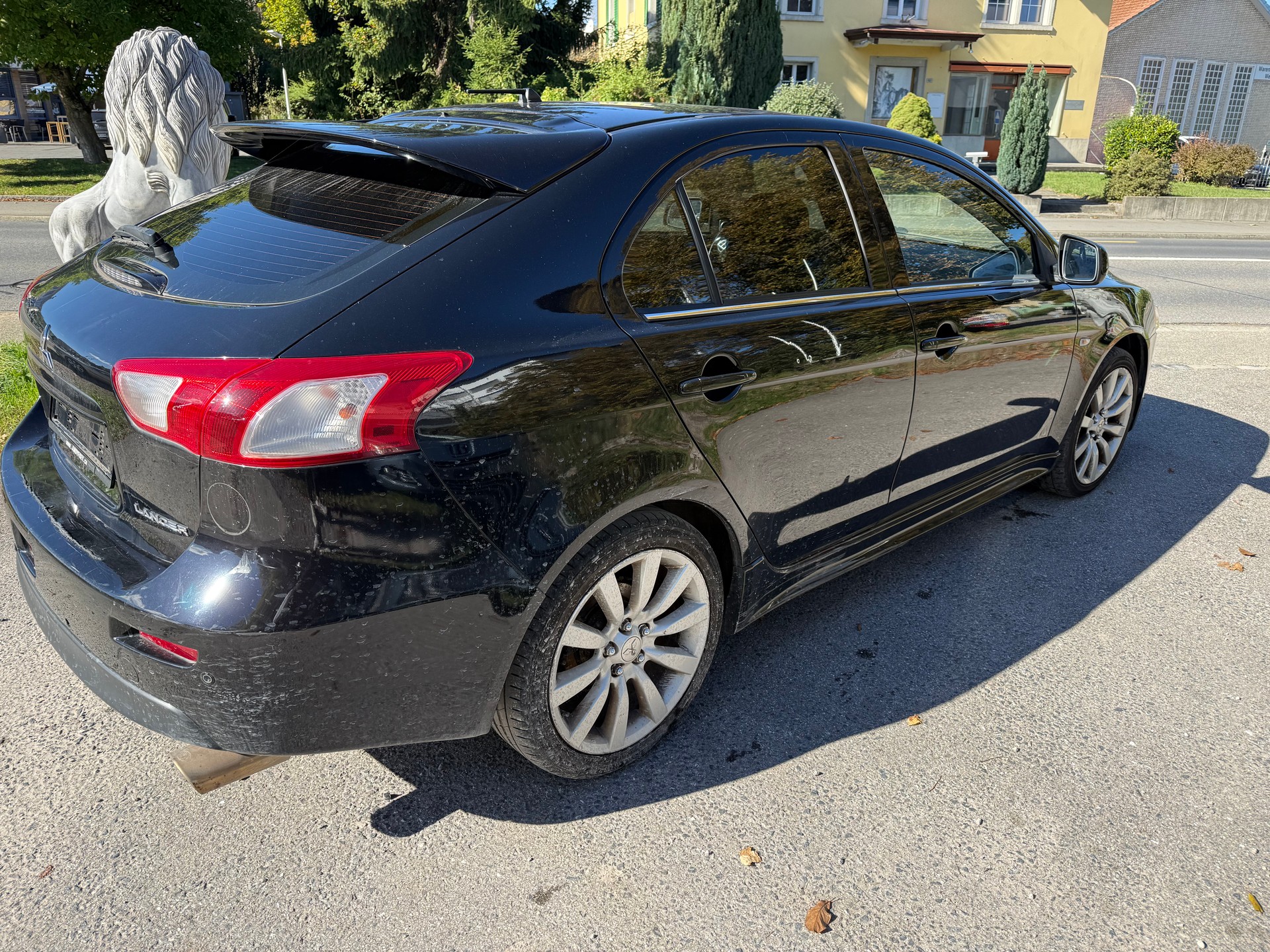 MITSUBISHI Lancer Sportback 1.8 Invite-image-5