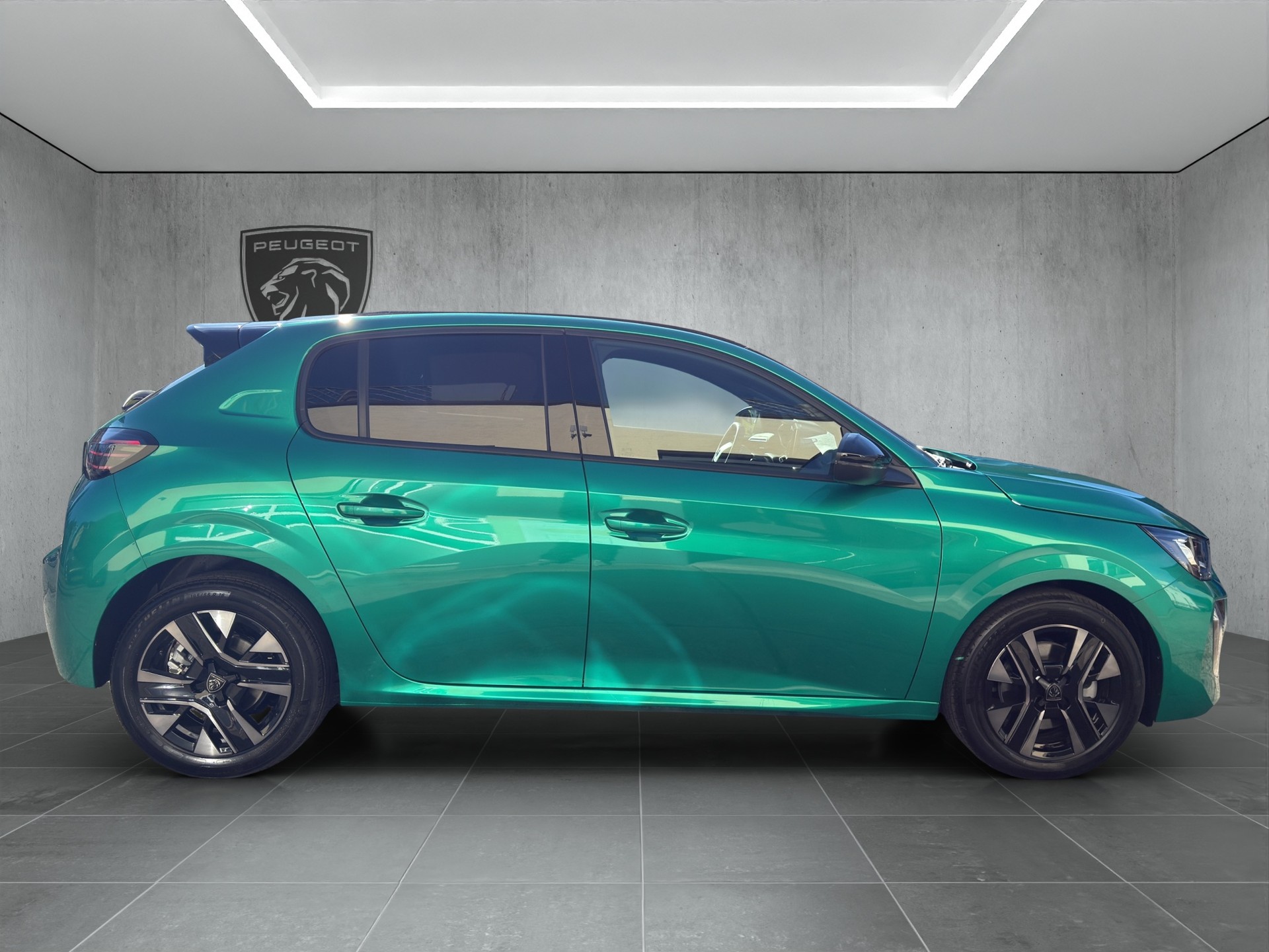 PEUGEOT 208 1.2 Hybrid Envy-image-3