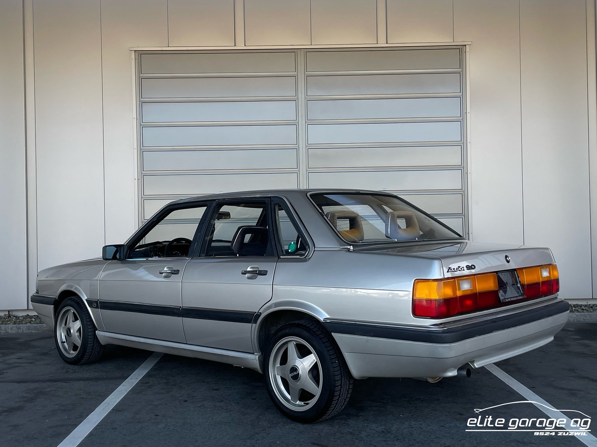 AUDI 90 2.2-image-2