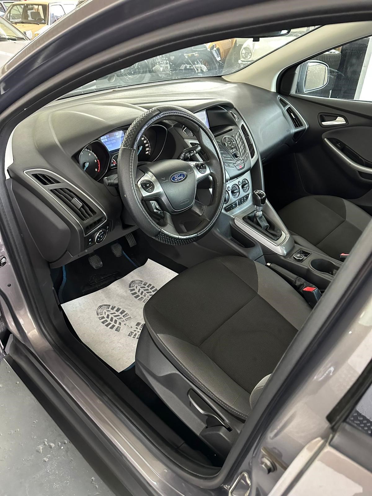 FORD Focus 1.6 TDCi ECOnetic Trend-image-10