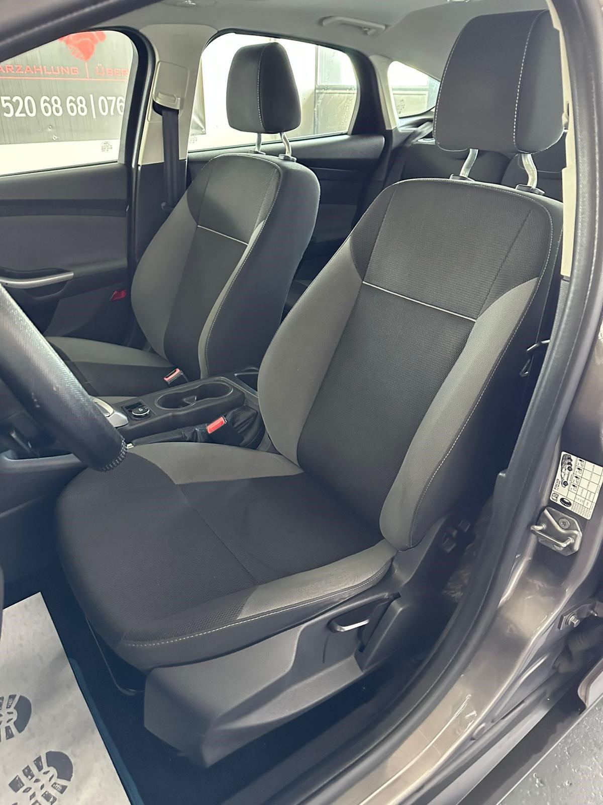 FORD Focus 1.6 TDCi ECOnetic Trend-image-11