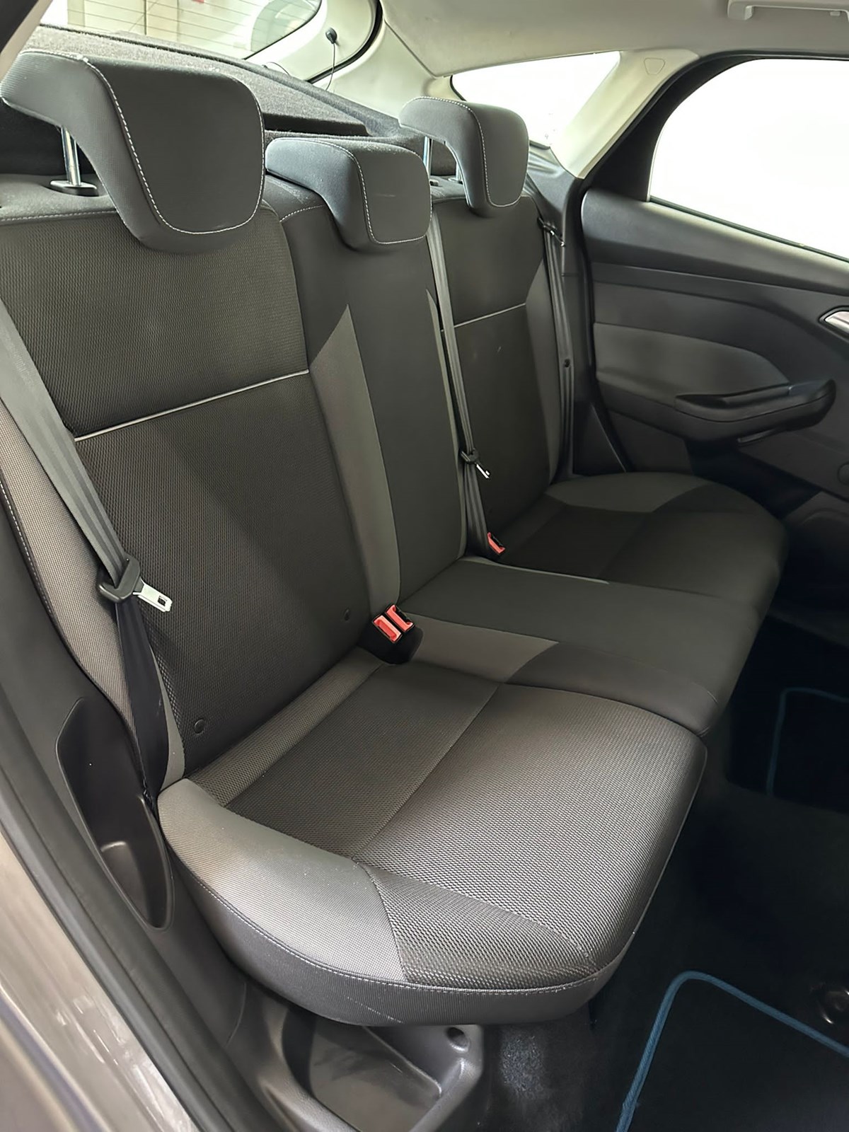 FORD Focus 1.6 TDCi ECOnetic Trend-image-19