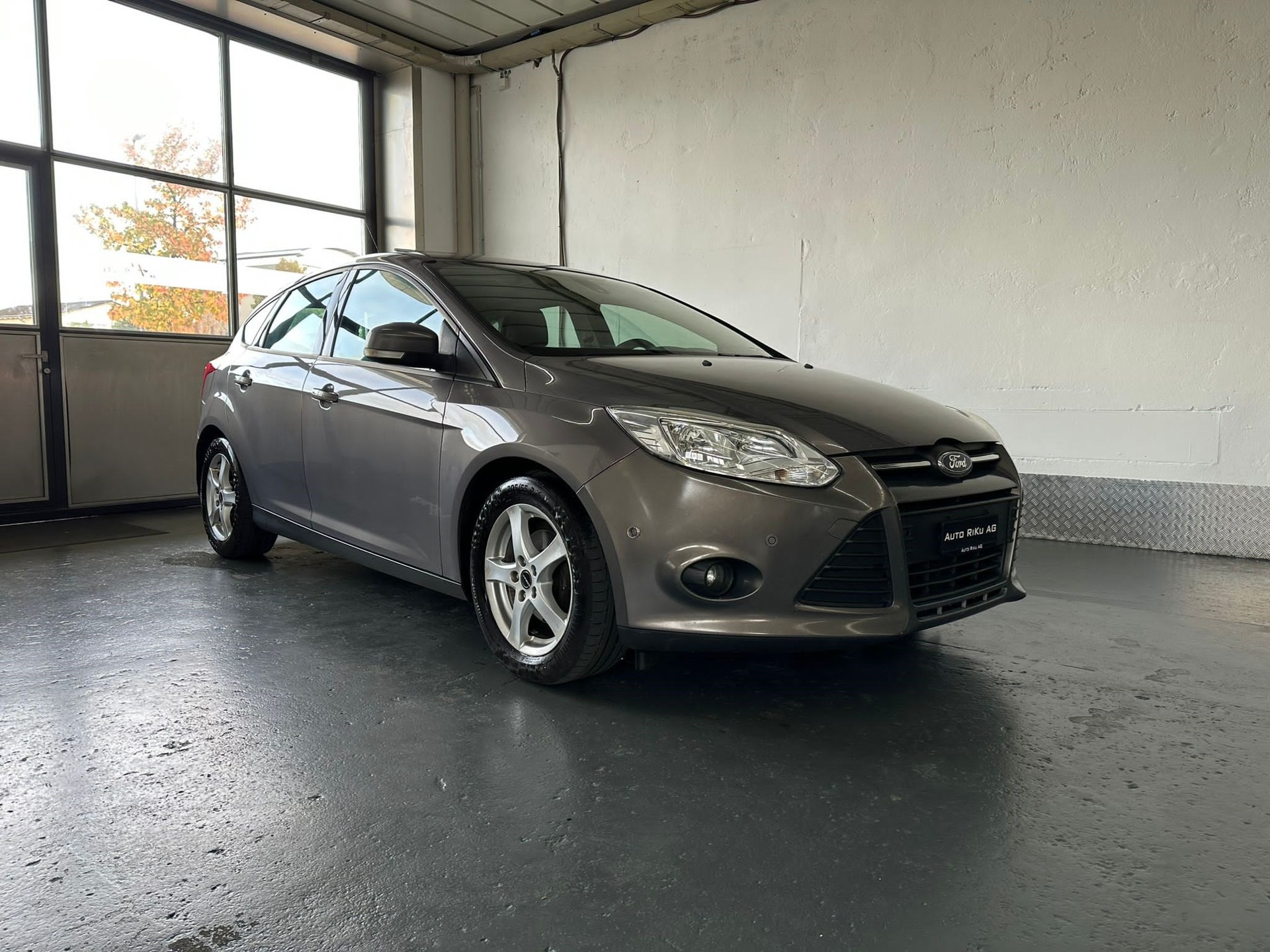 FORD Focus 1.6 TDCi ECOnetic Trend-image-1