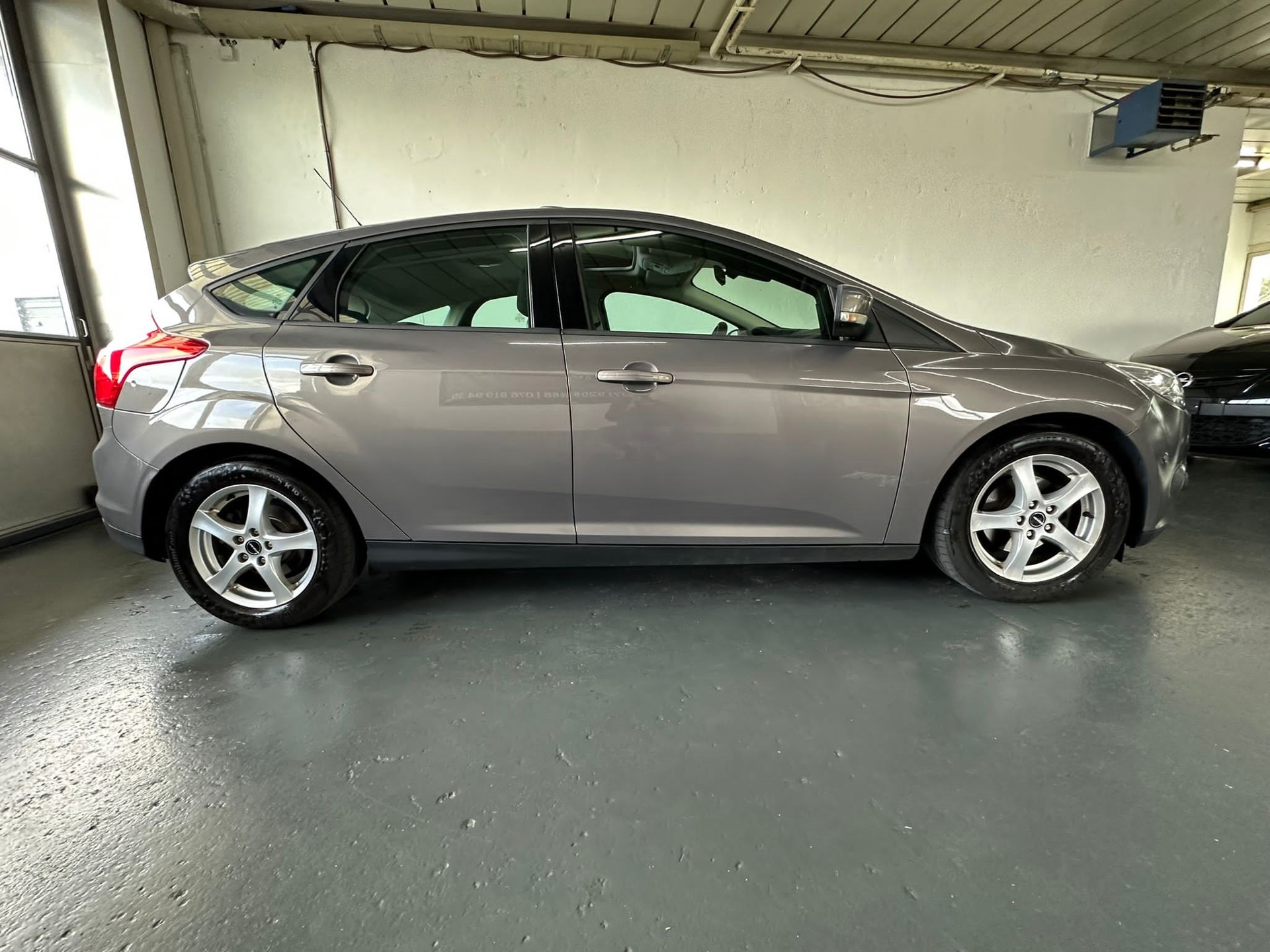 FORD Focus 1.6 TDCi ECOnetic Trend-image-5