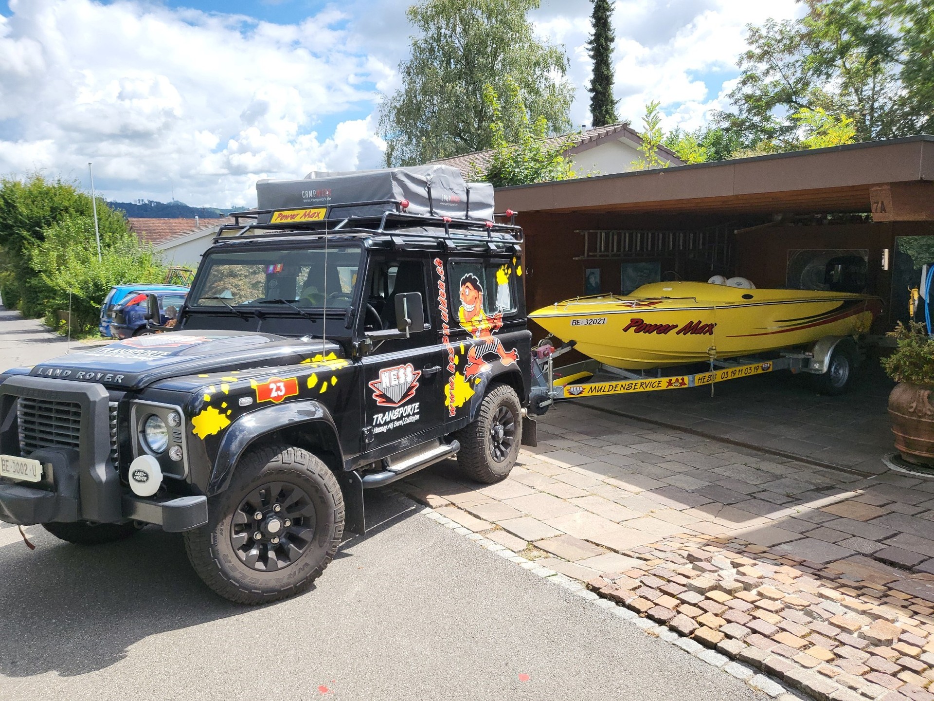 LAND ROVER Defender 90 2.2 TD4 Station Wagon-image-6