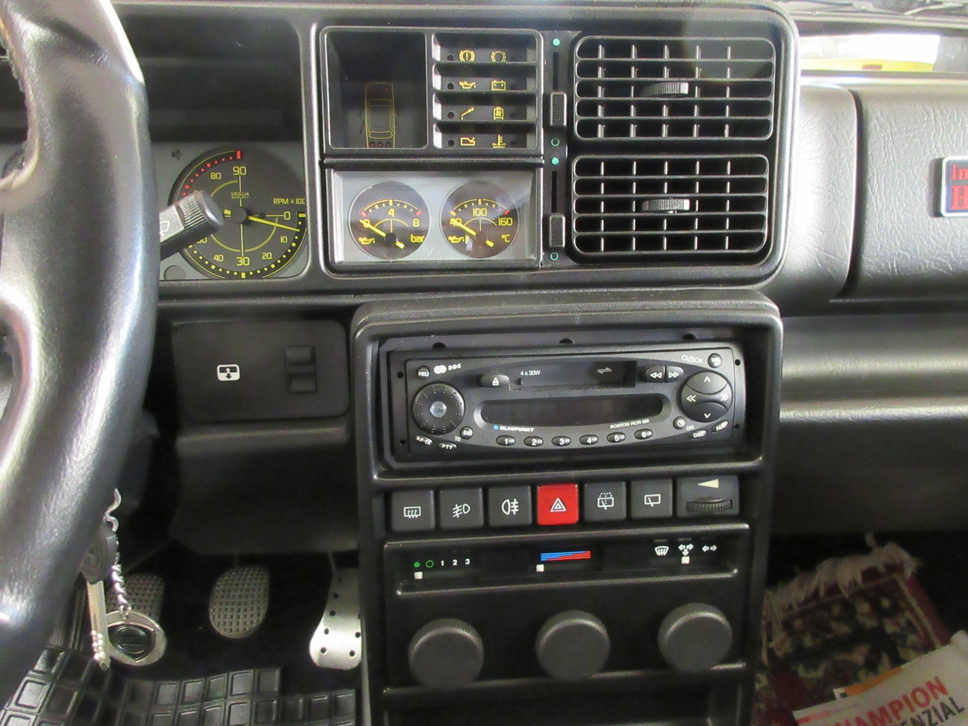 LANCIA Delta HF Integrale Evo 8V (Limousine)-image-12