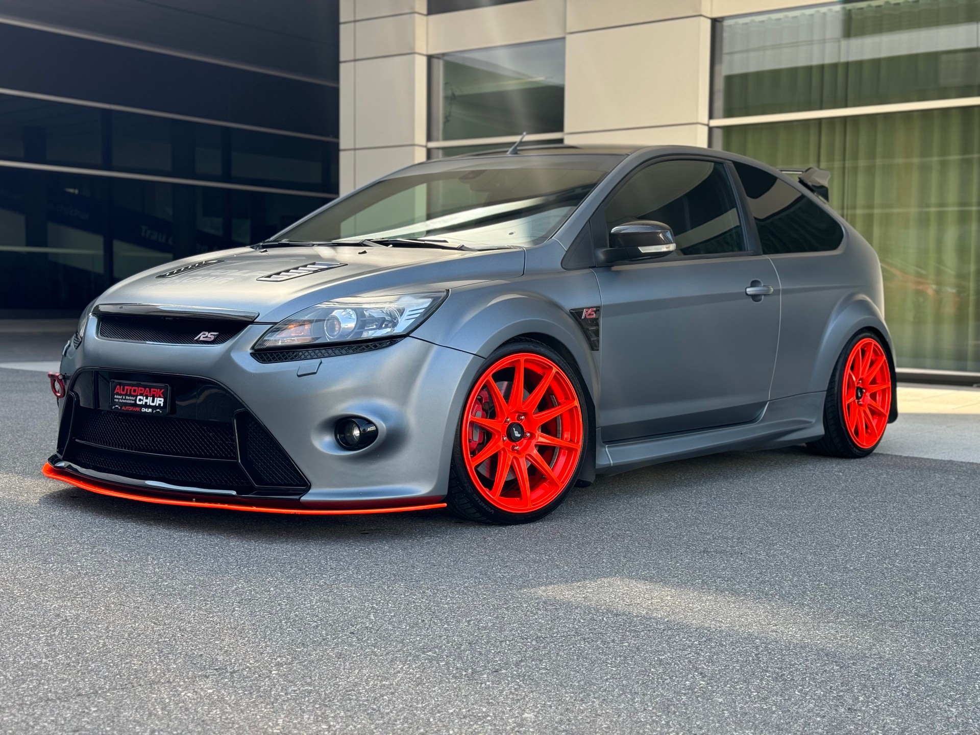 FORD Focus 2.5 Turbo RS500-image-1